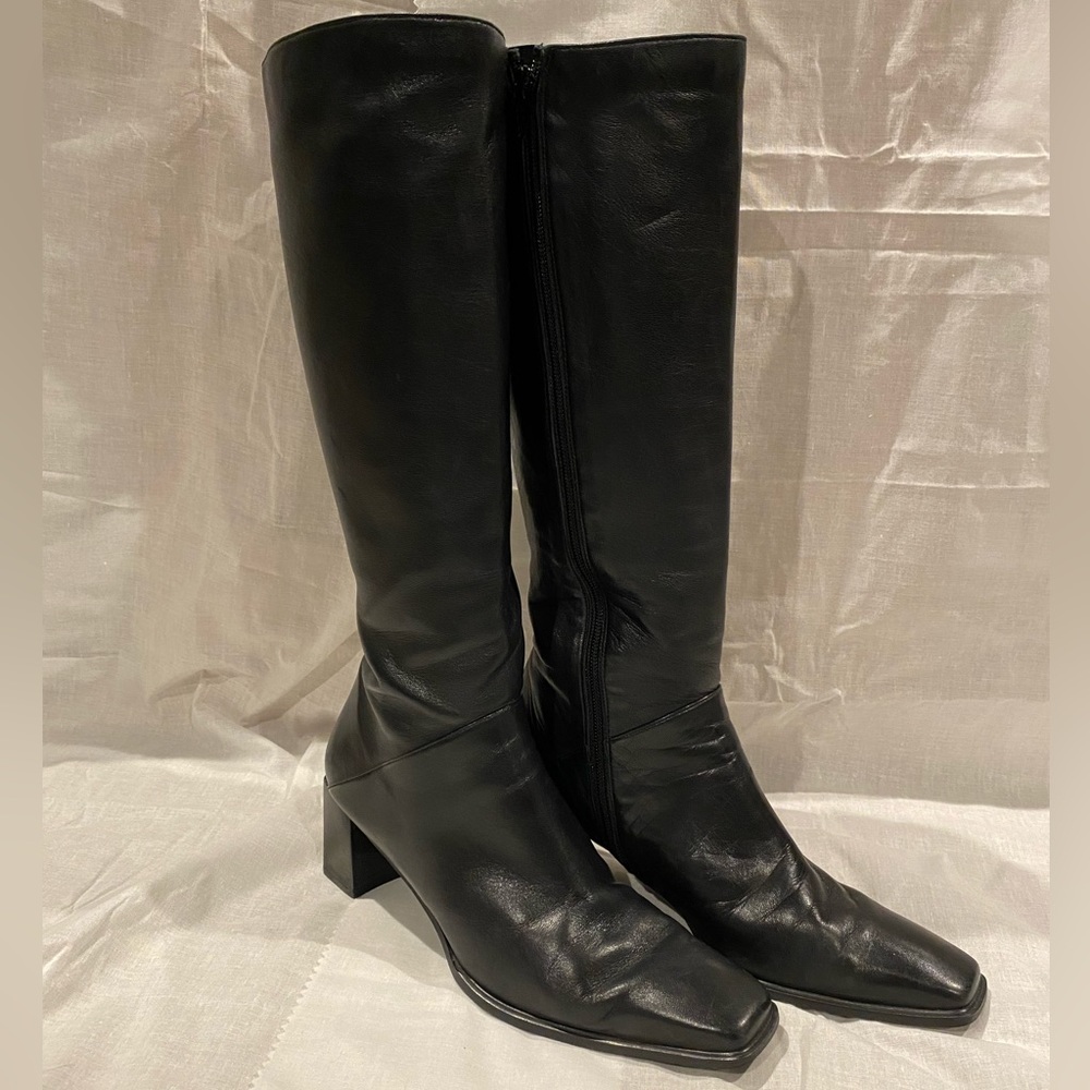 Stuart Weitzman Square Toe Knee High Boots